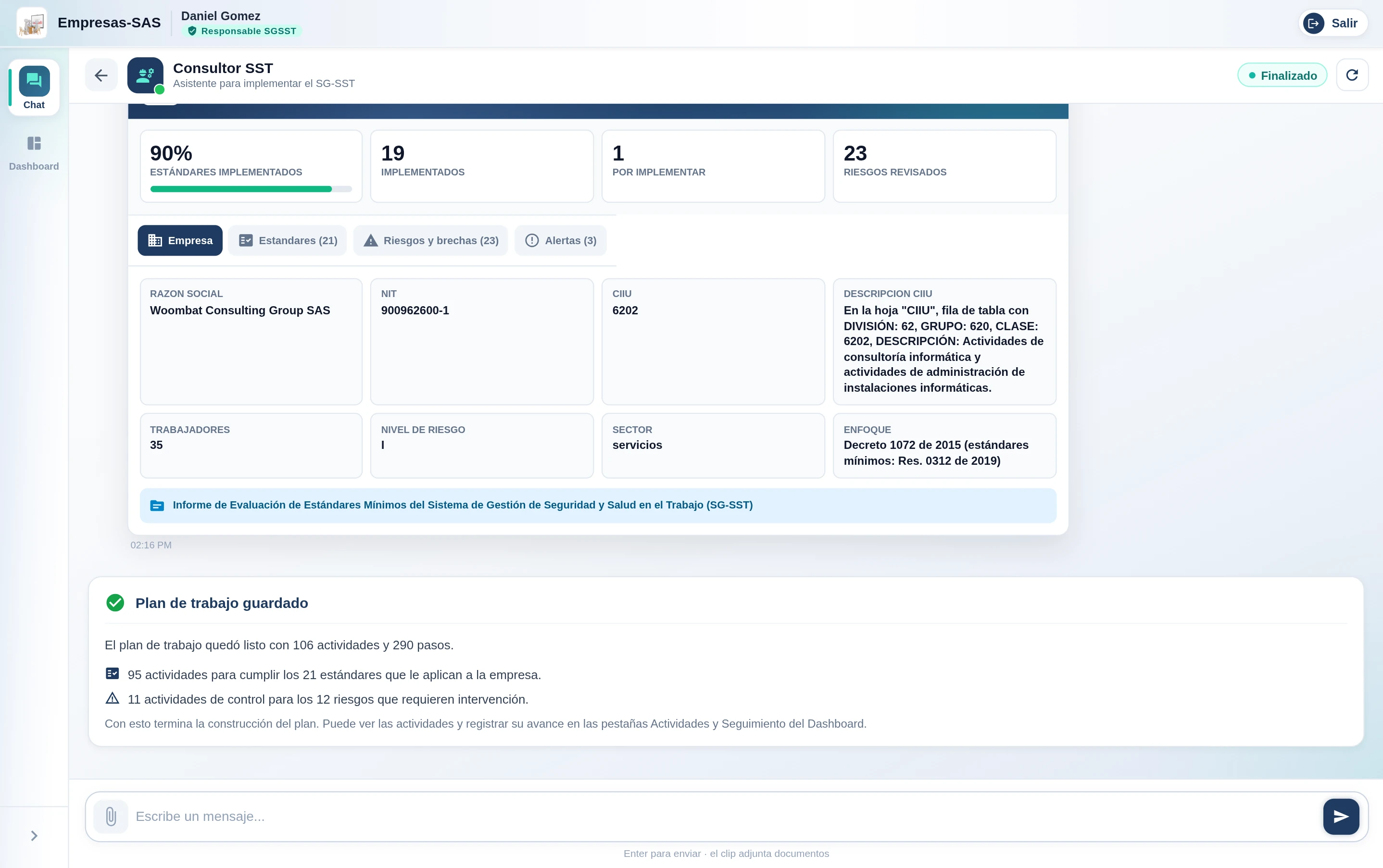 Chat del asistente Consultor SST con el resumen de estándares implementados y riesgos revisados de la empresa y el mensaje de plan de trabajo guardado con sus actividades